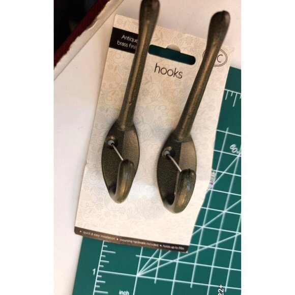 Coat Hat Wall Hooks Set Of 2 With Mounting Hardware Olive Green Metal Finish - Picture 5 of 8